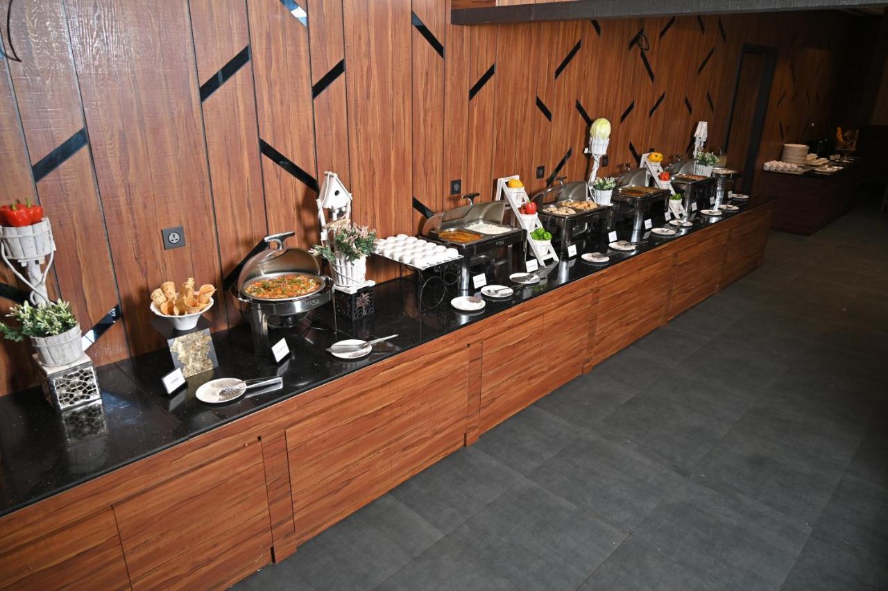 Hotel Tip Top International Pune Pimpri-Chinchwad Exterior photo